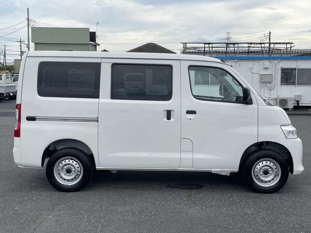 Daihatsu グランマックスカーゴ 4
