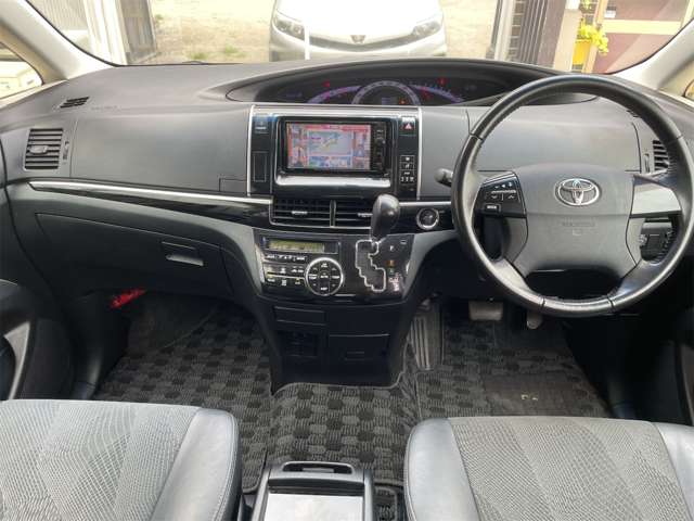 Toyota Estima 6