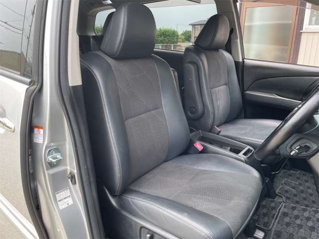 Toyota Estima 8