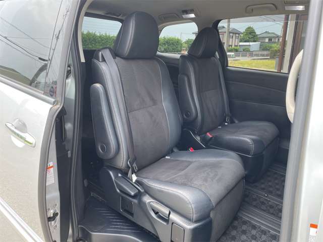 Toyota Estima 10