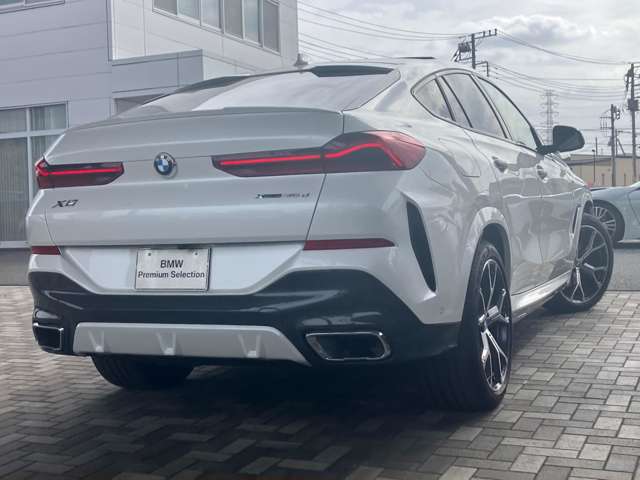BMW X6 4