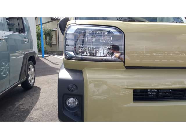 Daihatsu Taft 7