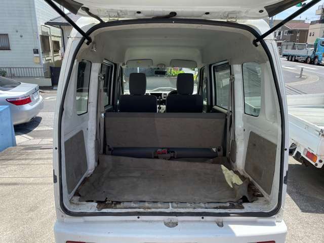 Suzuki Every 9