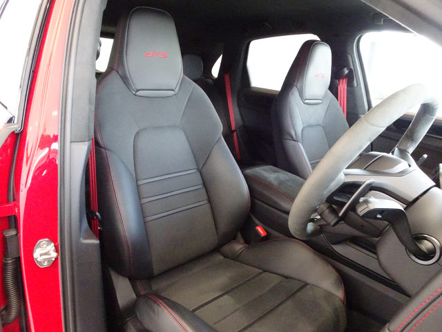 Porsche Cayenne 11