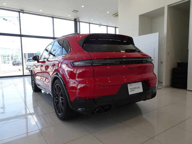 Porsche Cayenne 4