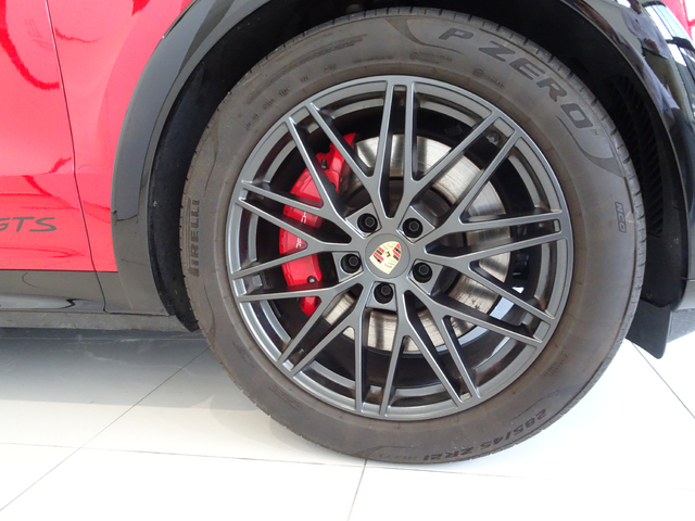 Porsche Cayenne 9