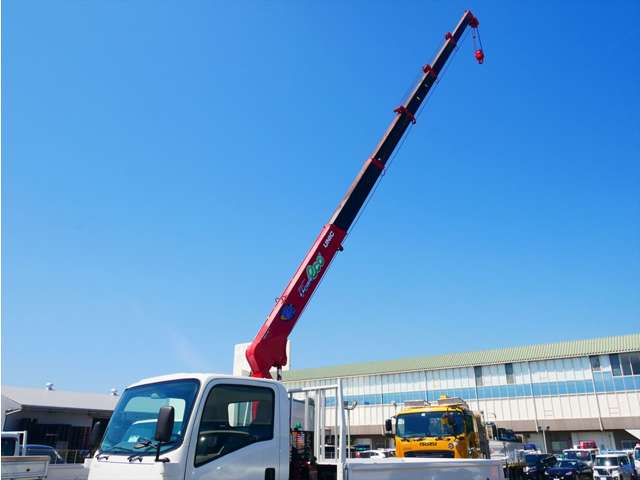 Isuzu Elf 12