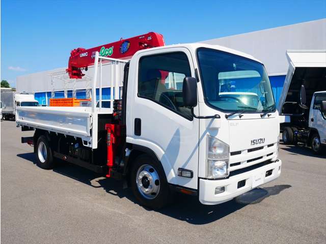 Isuzu Elf 7