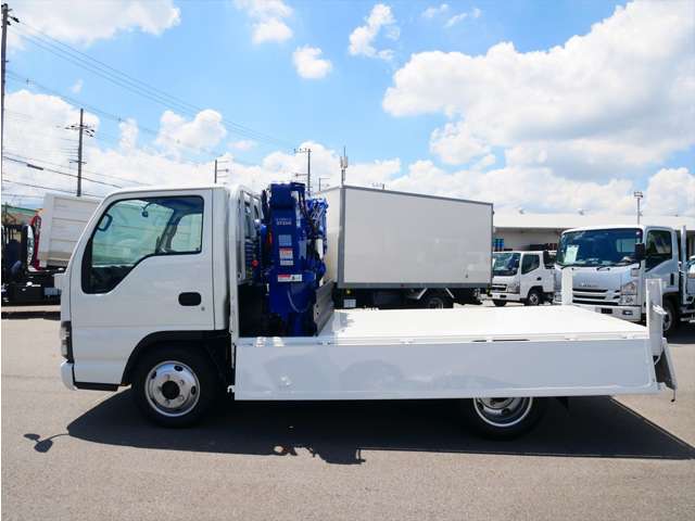 Isuzu Elf 11