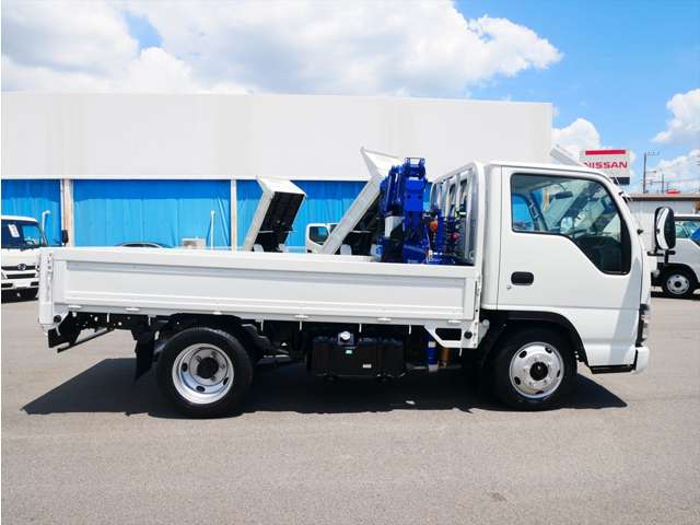 Isuzu Elf 3