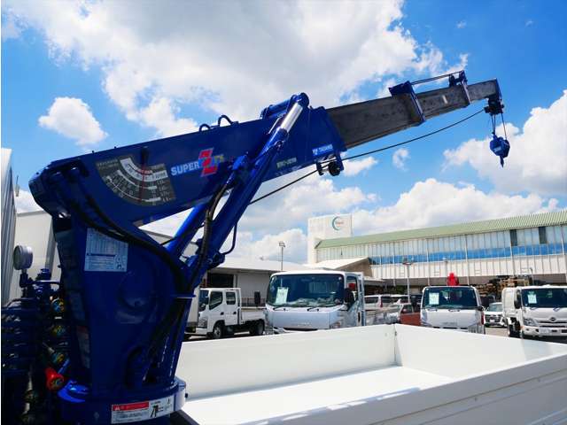 Isuzu Elf 9