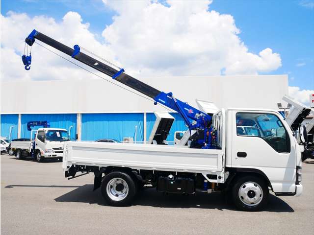 Isuzu Elf 10