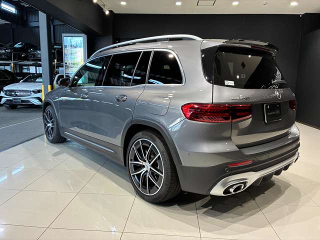 Mercedes-Benz GLB 7