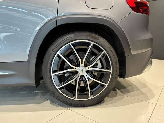 Mercedes-Benz GLB 10