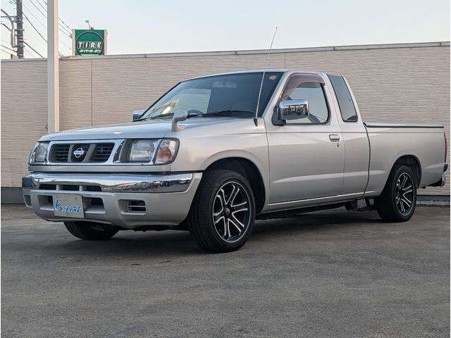 Nissan Datsun 2