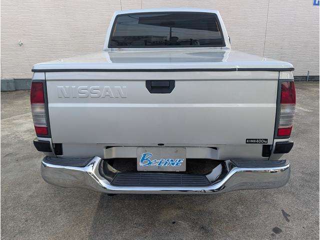 Nissan Datsun 8