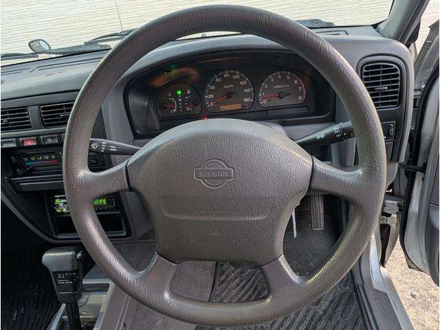 Nissan Datsun 10