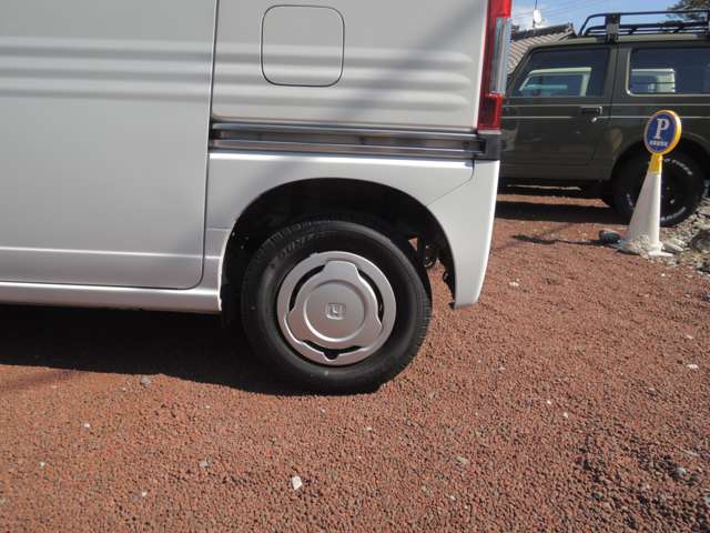 Honda N-VAN 12
