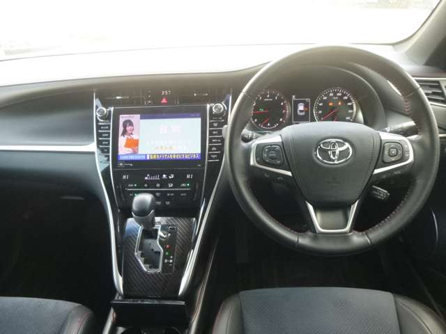 Toyota Harrier 3