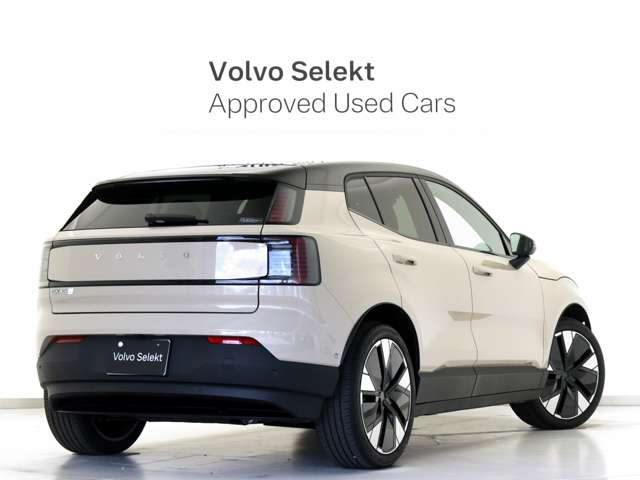 Volvo EX30 7