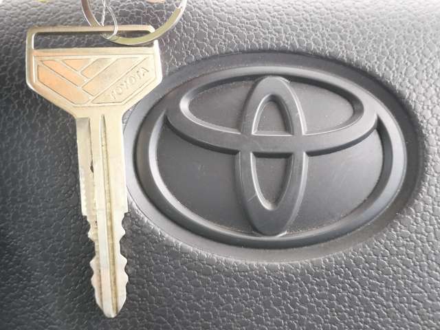 Toyota Pixis Truck 9