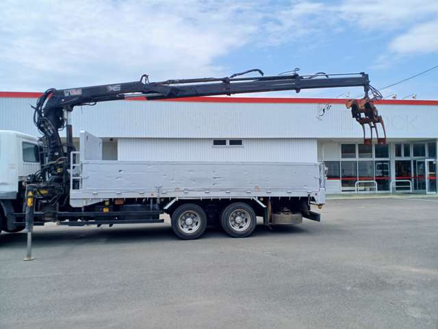 Mitsubishi Fuso Fighter 11