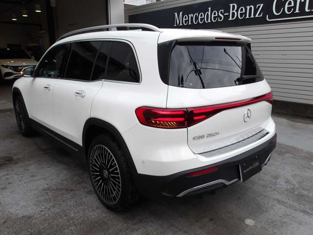 Mercedes-Benz EQB 3