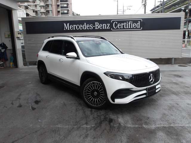 Mercedes-Benz EQB 8