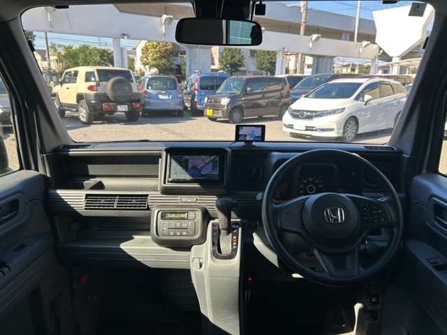 Honda N-VAN 11