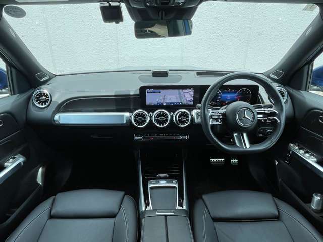 Mercedes-Benz GLB 6