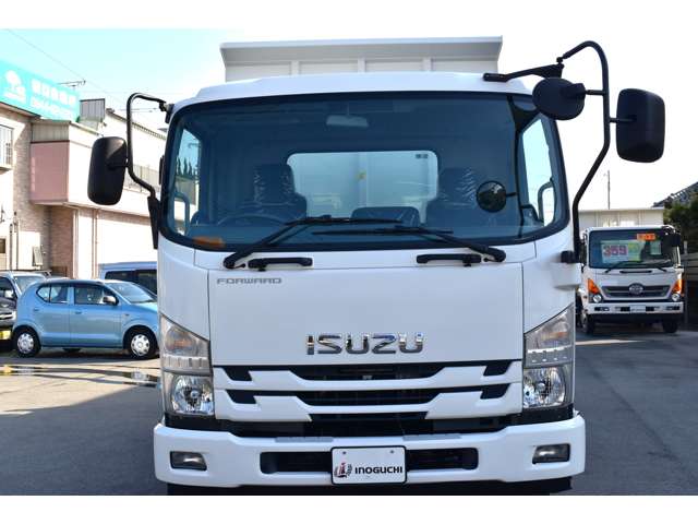 Isuzu Forward 5