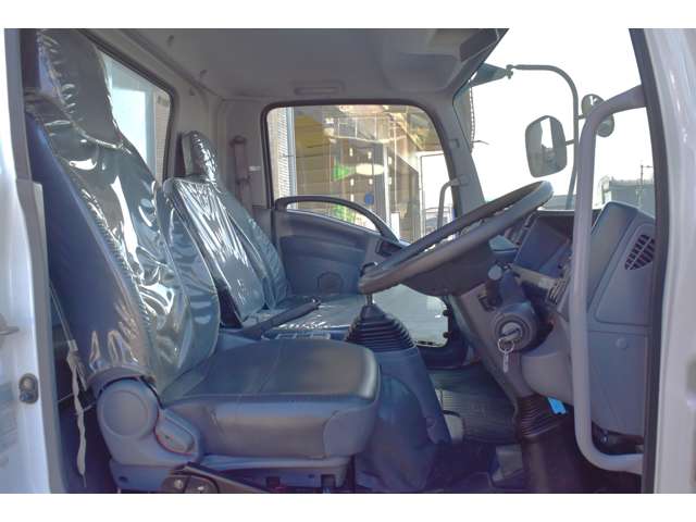 Isuzu Forward 9