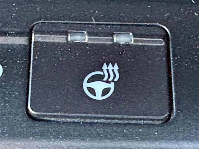 Lexus UX 8