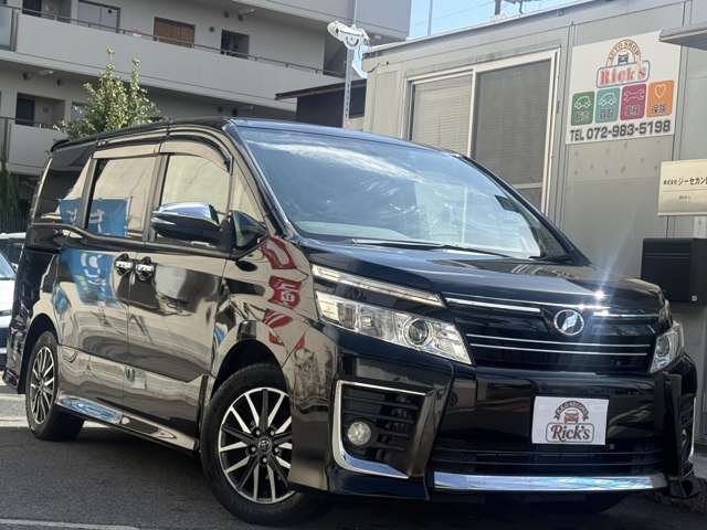 Toyota Voxy 5