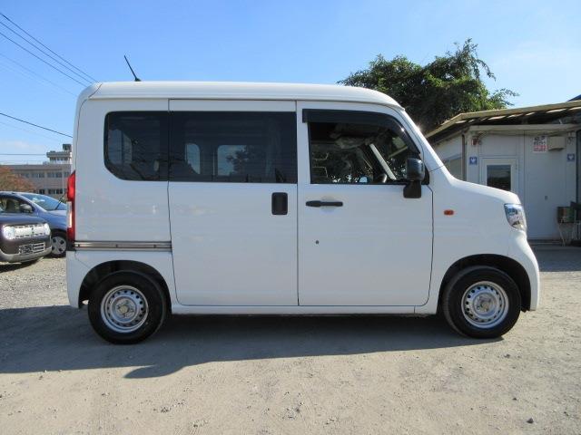Honda N-VAN 8