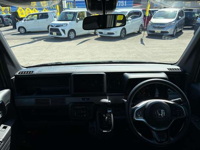 Honda N-VAN 9