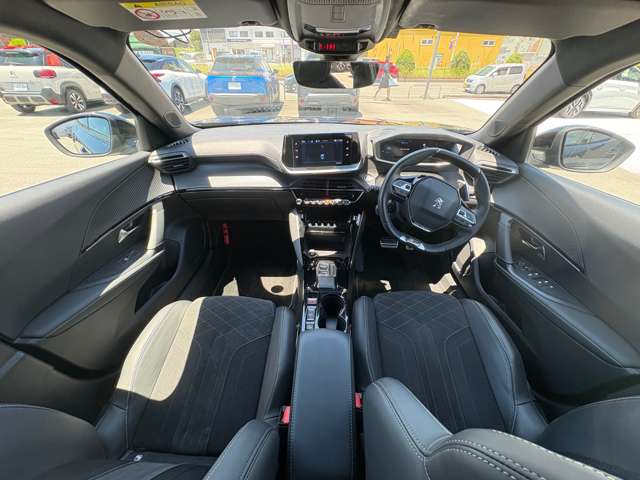 Peugeot SUV 2008 7