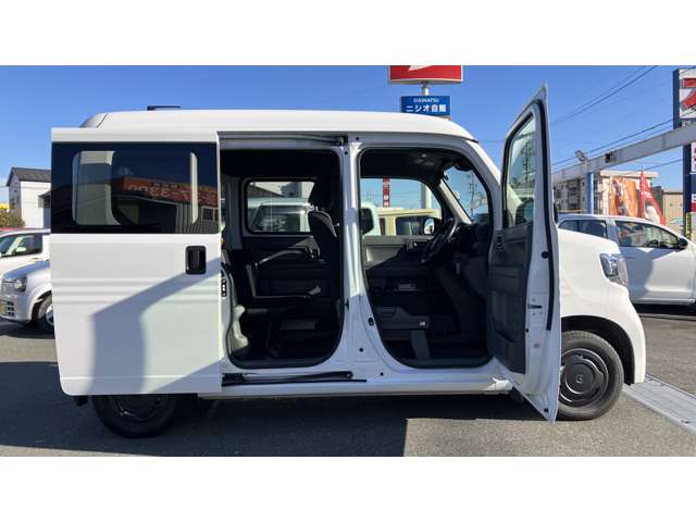 Honda N-VAN 12