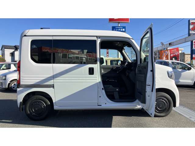 Honda N-VAN 11