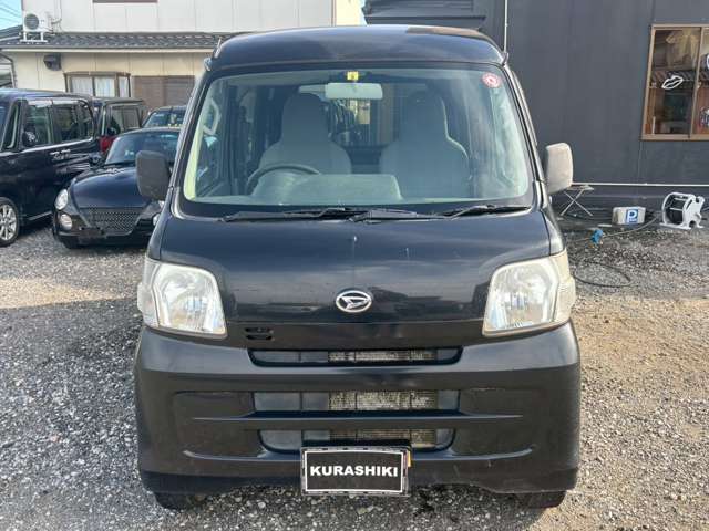 Daihatsu Hijet Cargo 2