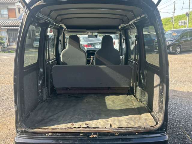 Daihatsu Hijet Cargo 9