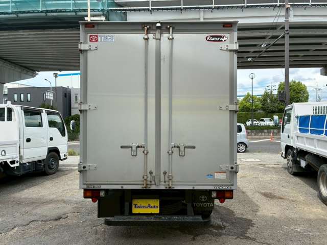 Toyota Toyoace 4
