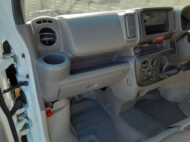 Suzuki Every 8