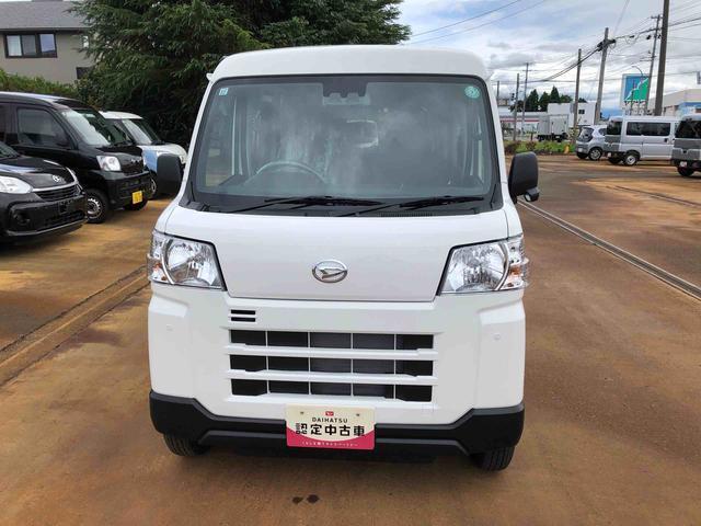 Daihatsu Hijet Cargo 5