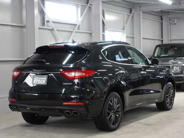 Maserati Levante 11