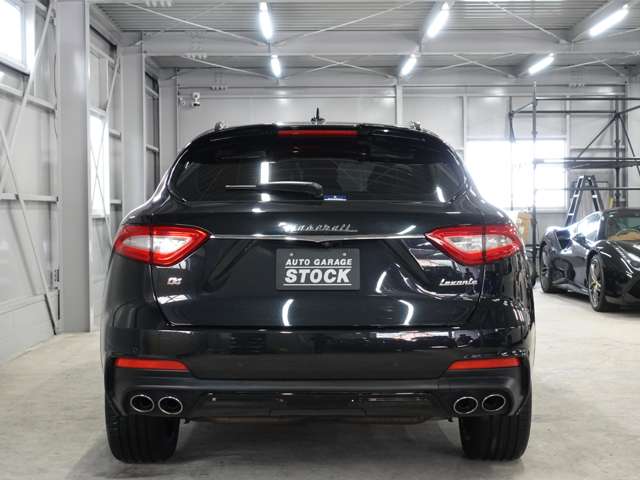 Maserati Levante 10