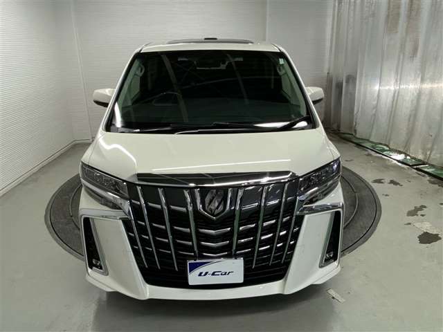 Toyota Alphard 5