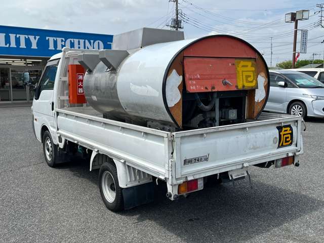Mazda Bongo Truck 6
