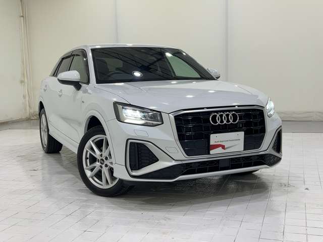 Audi Q2 5