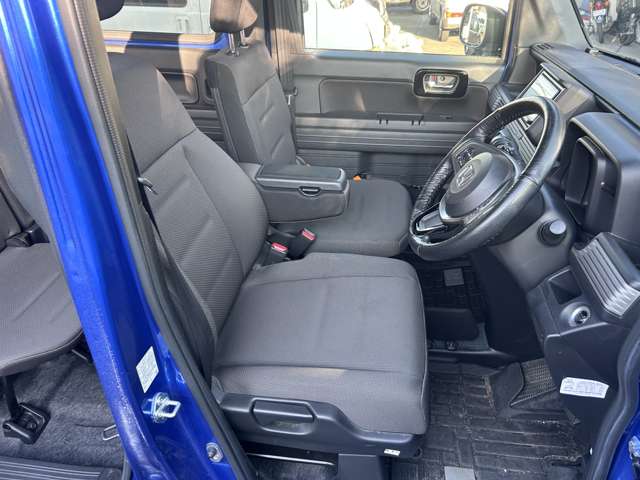 Honda N-VAN 8